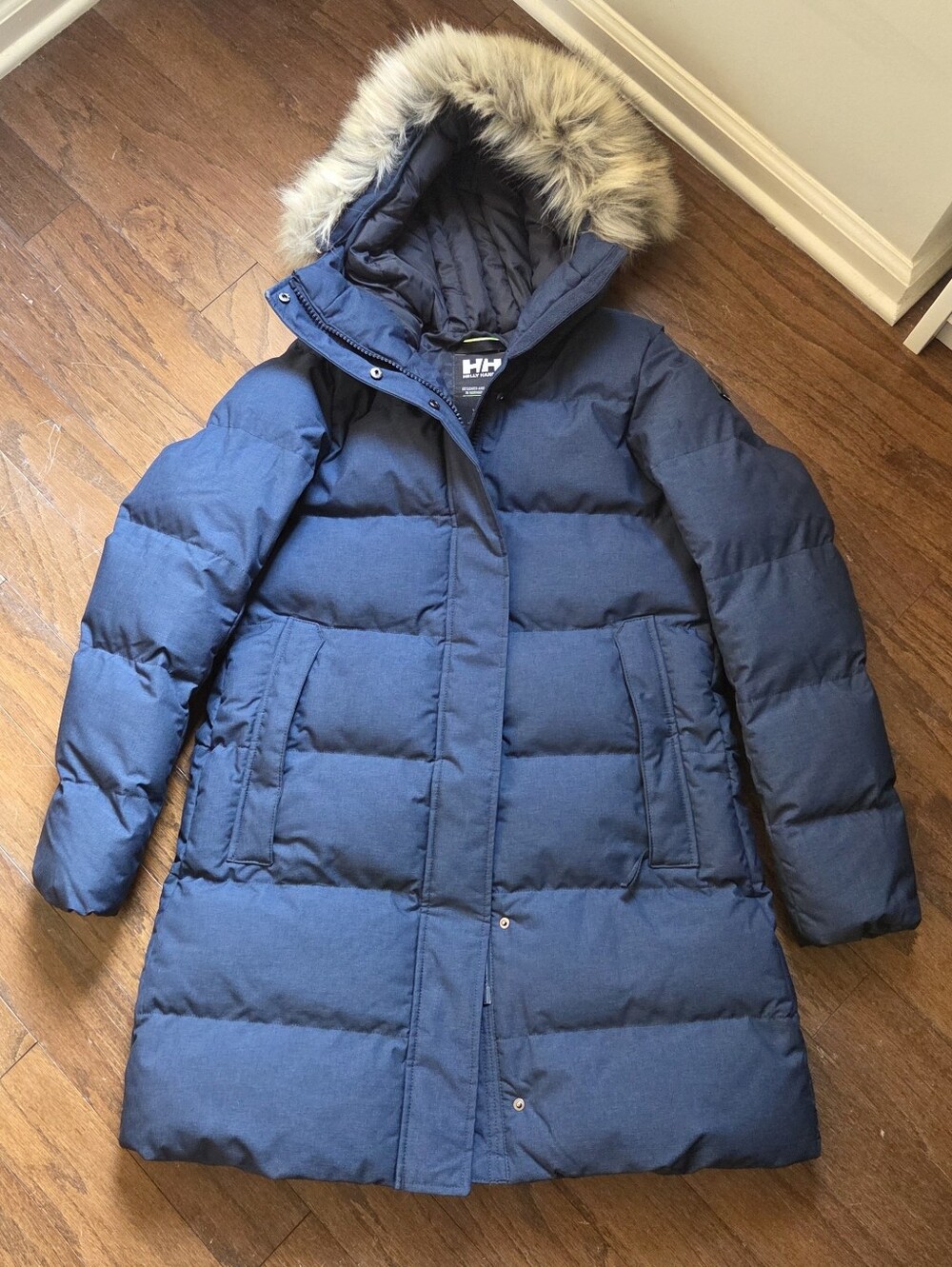Helly Hansen Women's Navy Blossom Puffy Parka Size XS